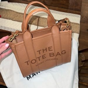 Marc Jacobs 100% leather mini The Tote Bag
